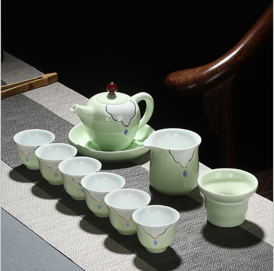 梅子青翠绿整套手绘金线花青瓷茶具